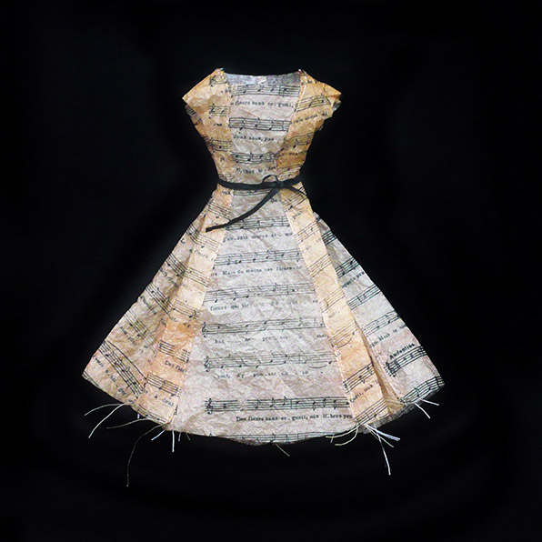 Stitched tissue paper dress - Envoi de Fleurs