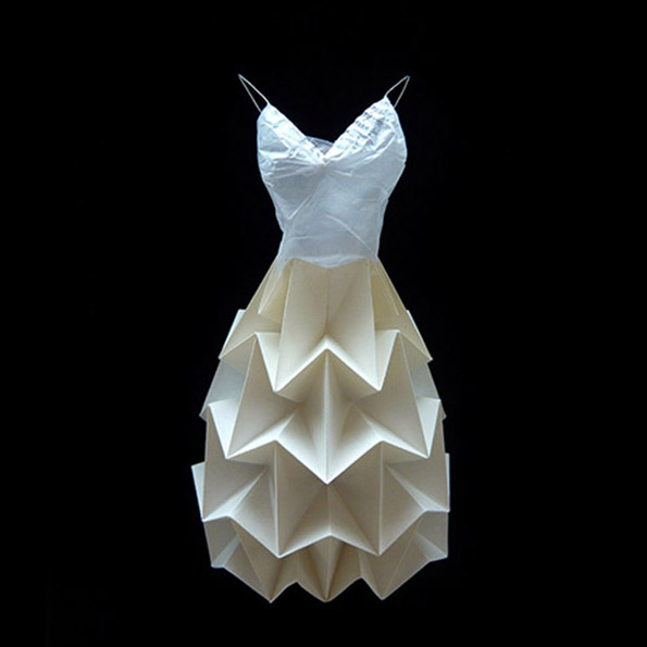 Folded paper dress - Curved White